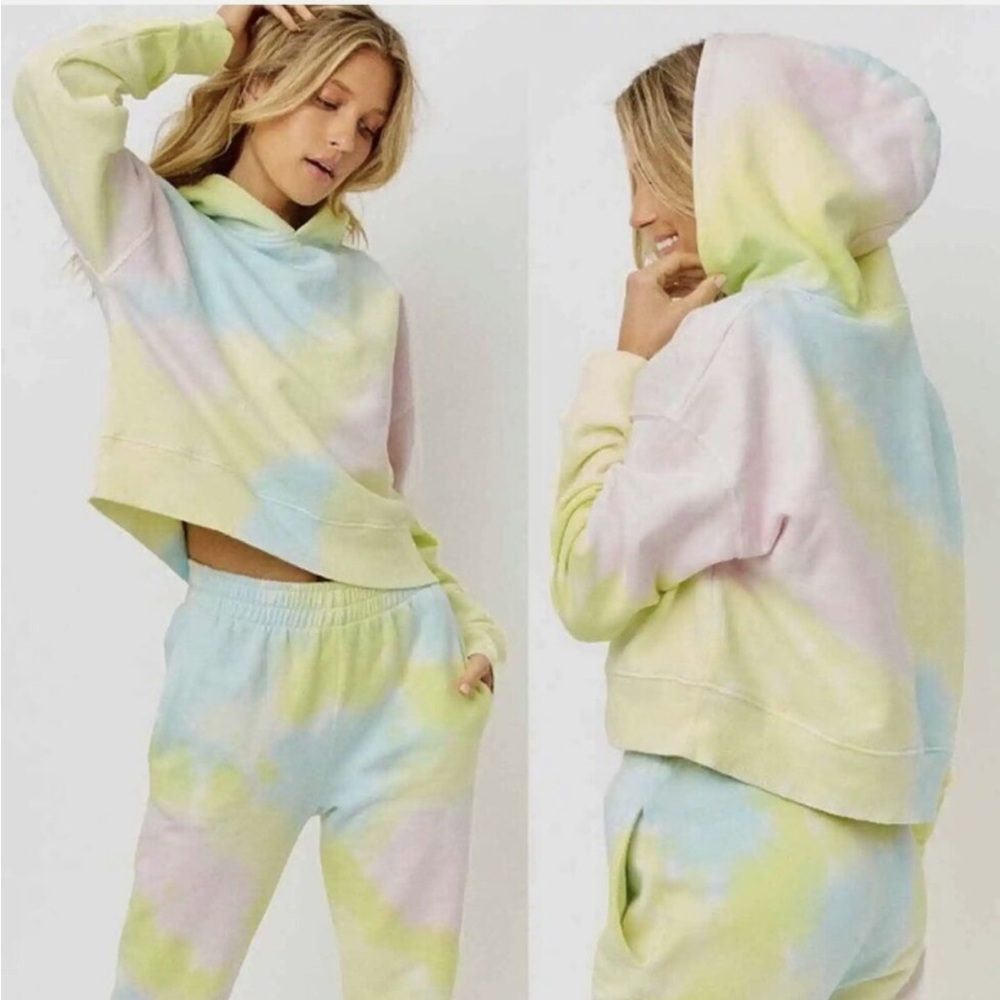 Frankie’s Bikinis Burl Sweater Set